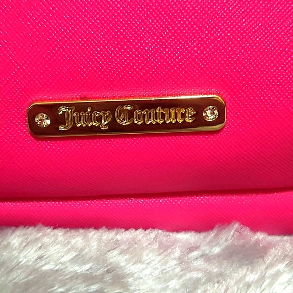 JUICY COUTURE Hot Pink/Black Strip Tote Bag - Picture 2 of 10
